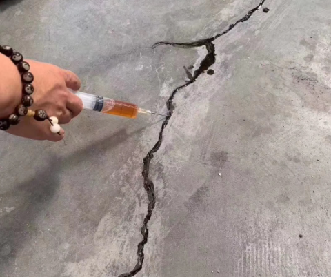 牡丹江混凝土裂缝修补技术详解​